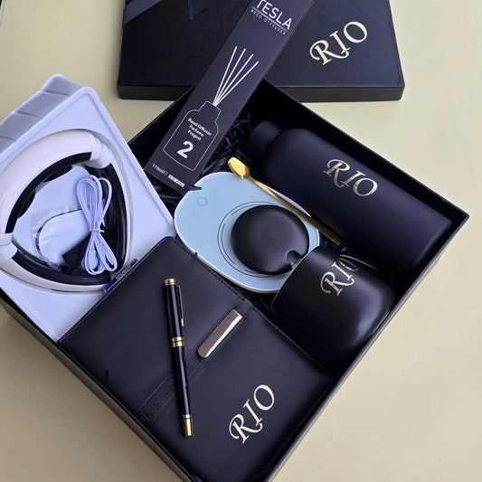 Luxury Gentleman Essentials Gift Set | All-In-One Box