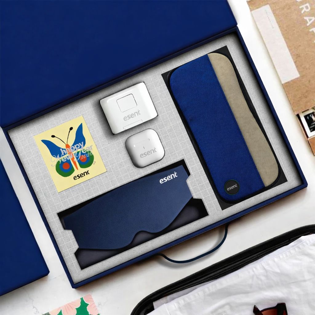 Smart Travel Organizer Kit 🎒⚡ | Everyday Tech Essentials Gift Box